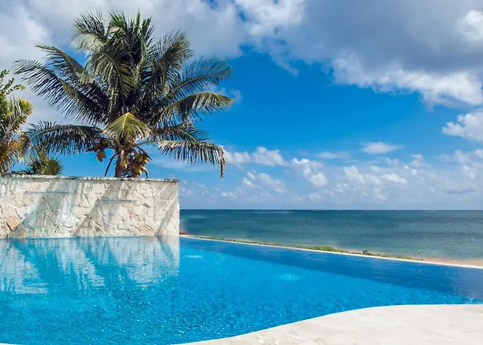 Beachfront & Infinity Pool: 5 Or 7 Bedrooms Casa de férias *