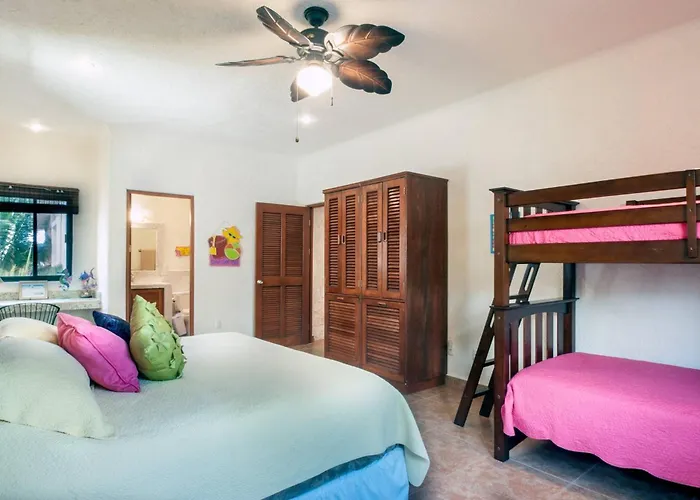 Beachfront & Infinity Pool: 5 Or 7 Bedrooms * Puerto Morelos