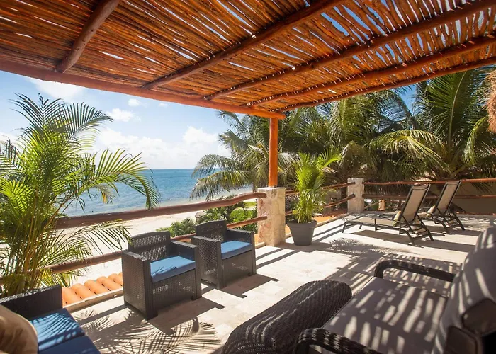 Beachfront & Infinity Pool: 5 Or 7 Bedrooms Casa de férias Puerto Morelos
