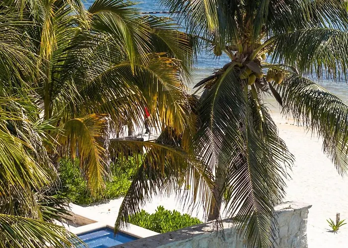 Casa de férias Beachfront & Infinity Pool: 5 Or 7 Bedrooms *